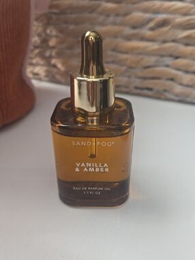 Sand + Fog Vanilla Amber